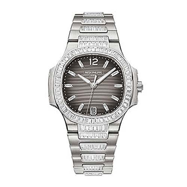 Patek Philippe Ladies Nautilus Patek Philippe Ladies Nautilus